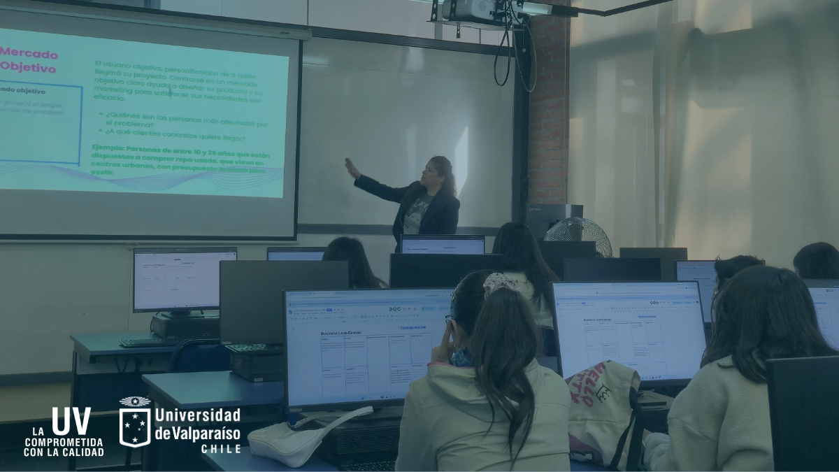 Gloria Elgueta participa como docente en el programa Technovation Girls UV de la Universidad de Valparaíso